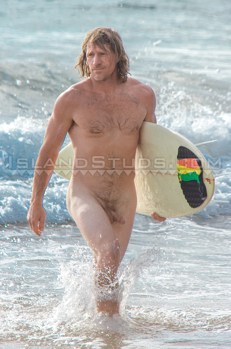 Sexy Surfer Porn - Watch as this sexy surf dad Tadman as he spreads his sun burned butt wide  open and strokes his rock hard cock â€“ Nude Guys Sex Pics