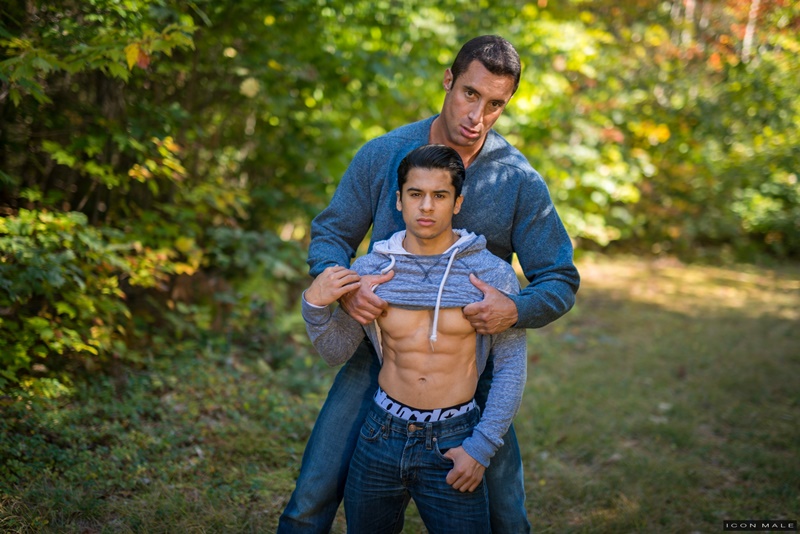 800px x 534px - Armond Rizzo lays down on the bed sucking Nick Capra's huge ...