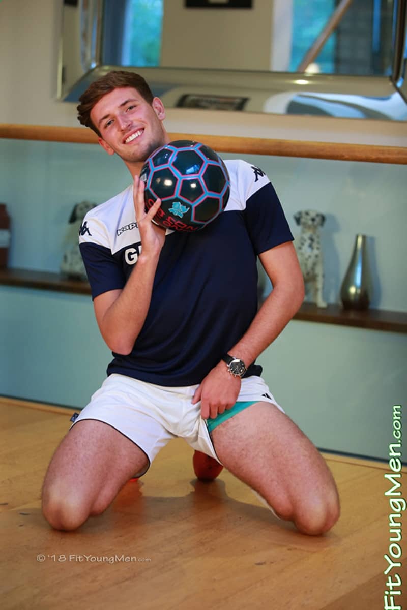 800px x 1200px - Hot straight soccer player Jude Moore strips down to his ...